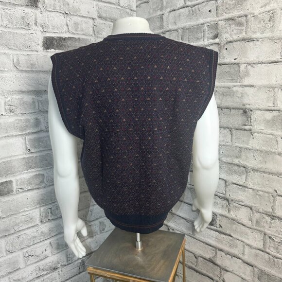 Arnold Palmer Vintage V-Neck Knit Sweater Vest - Picture 4 of 6